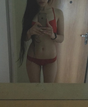 Евгения, 22 года, 1 размер груди